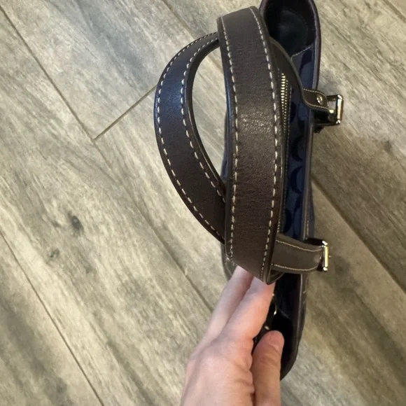 Coach 2007 Legacy Handbag - Picture 15 of 15